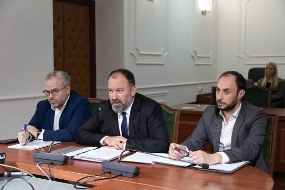 Minister Arbjan Mazniku Announces 2025 Municipal Budget Exceeds 1 Billion Euros