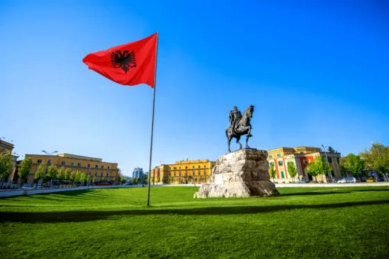 Travel Radar/ Shqipëria, nga një sekret për vizitorët e huaj, në një konkurrente serioze midis pikave të nxehta turistike alternative të Evropës