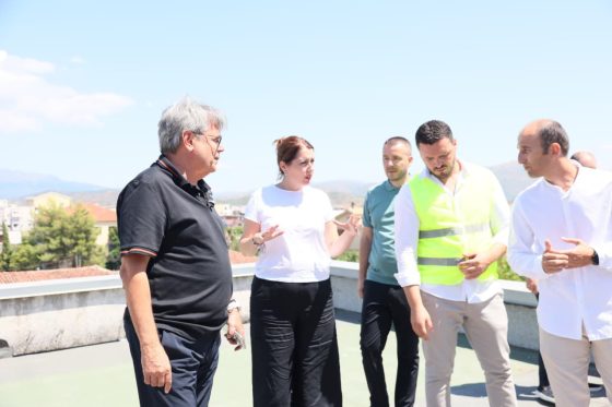 Ministrja Manastirliu nga kantieri i shkollës “Kolë Idromeno”: 7 milionë euro vetëm për infrastrukturën shkollore në Shkodër