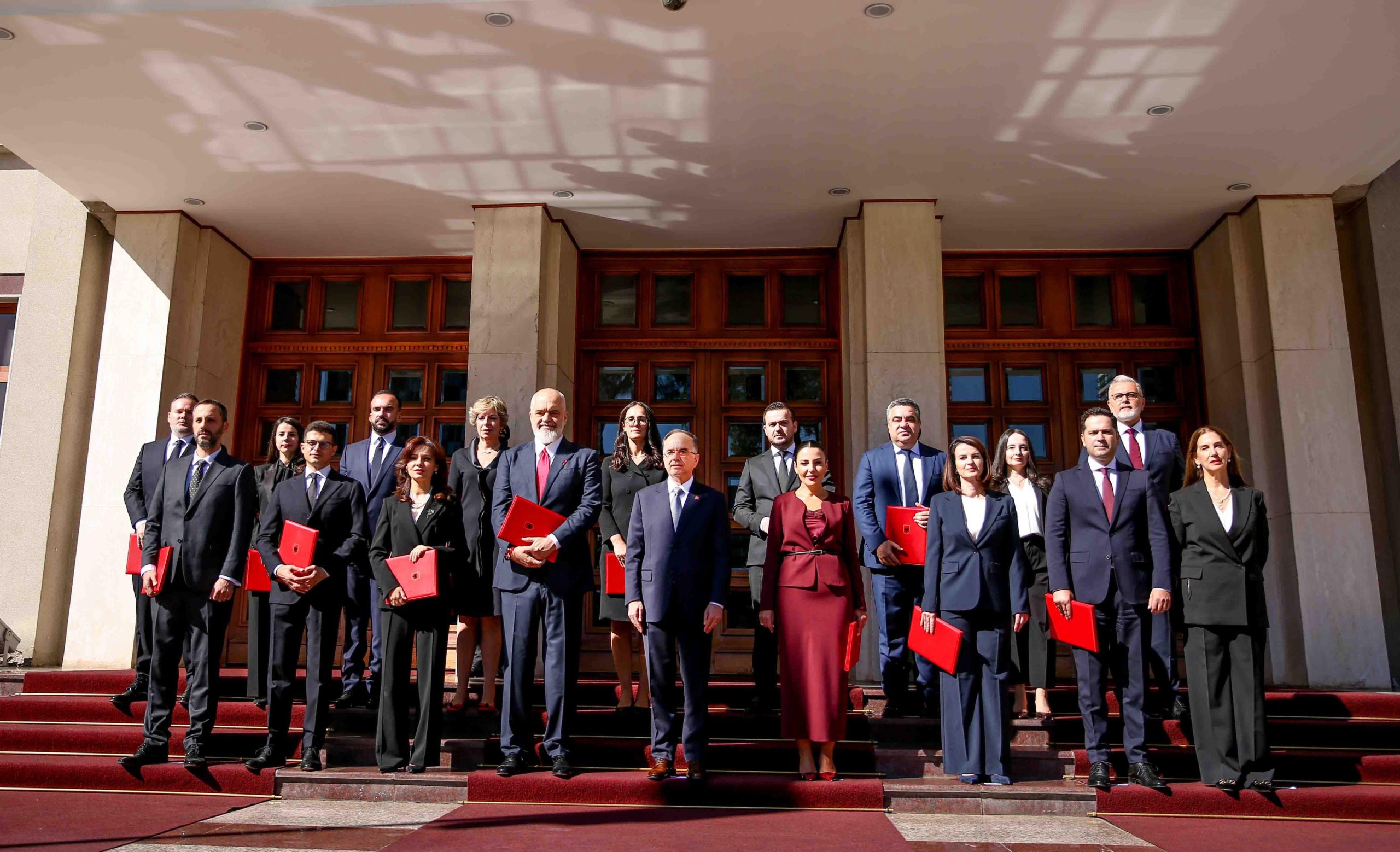 Zhvillohet ceremonia e betimit të qeverisë së re në Presidencë
