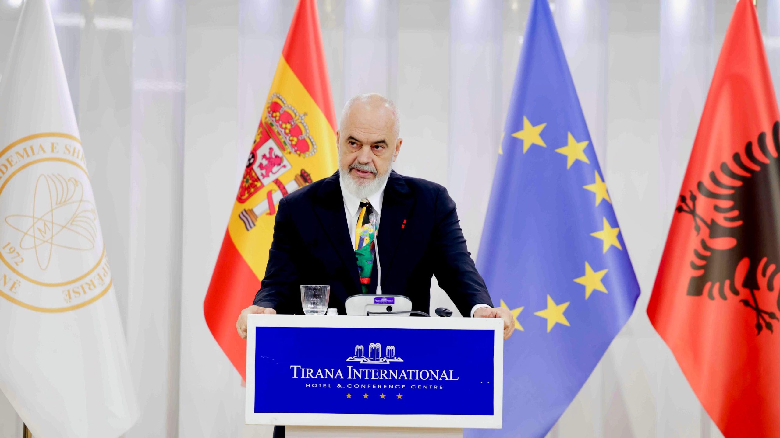 Prime Minister Rama Highlights Future Technologies for Young Albanians at International Congress on Nanotechnology