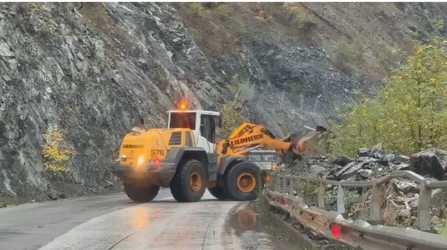 Reshje intensive në të gjithë vendin, strukturat në gatishmëri dhe situata nën kontroll