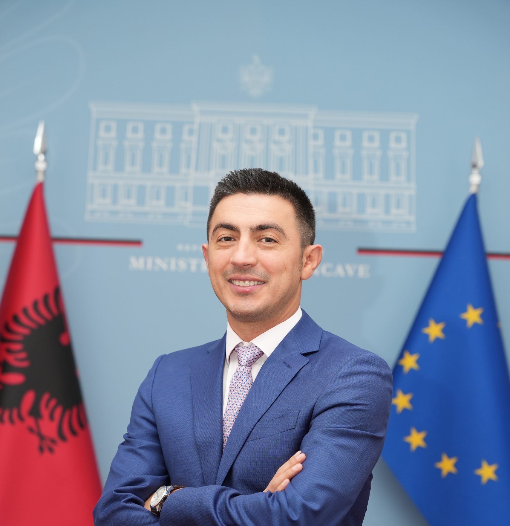 Zëvendësministri i Financave për paketën fiskale: Nuk ka taksa të reja dhe nuk ka rritje taksash