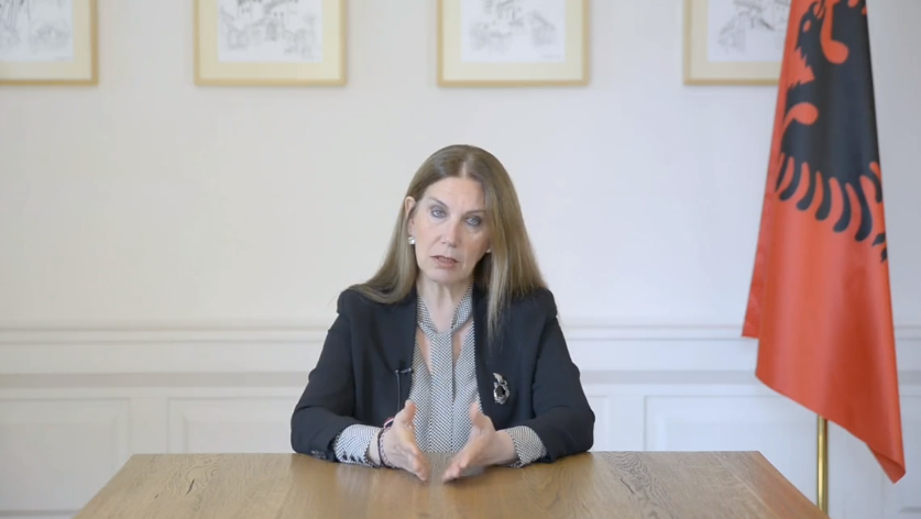 Kumbaro raporton për sistemin arsimor, prioritet siguria e nxënësve dhe mësuesve