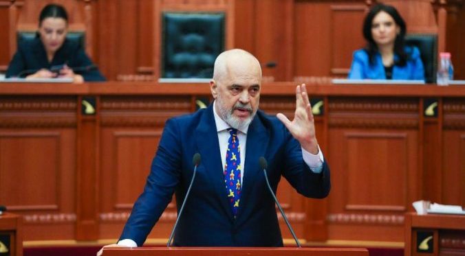 Kryeministri Rama i adresohet Kuvendit në seancën e thirrur “Për ratifikimin e marrëveshjes së pranimit të Republikës së Shqipërisë, përfaqësuar nga Kryeministri Edi Rama, në Kartën e Bordit të Paqes”