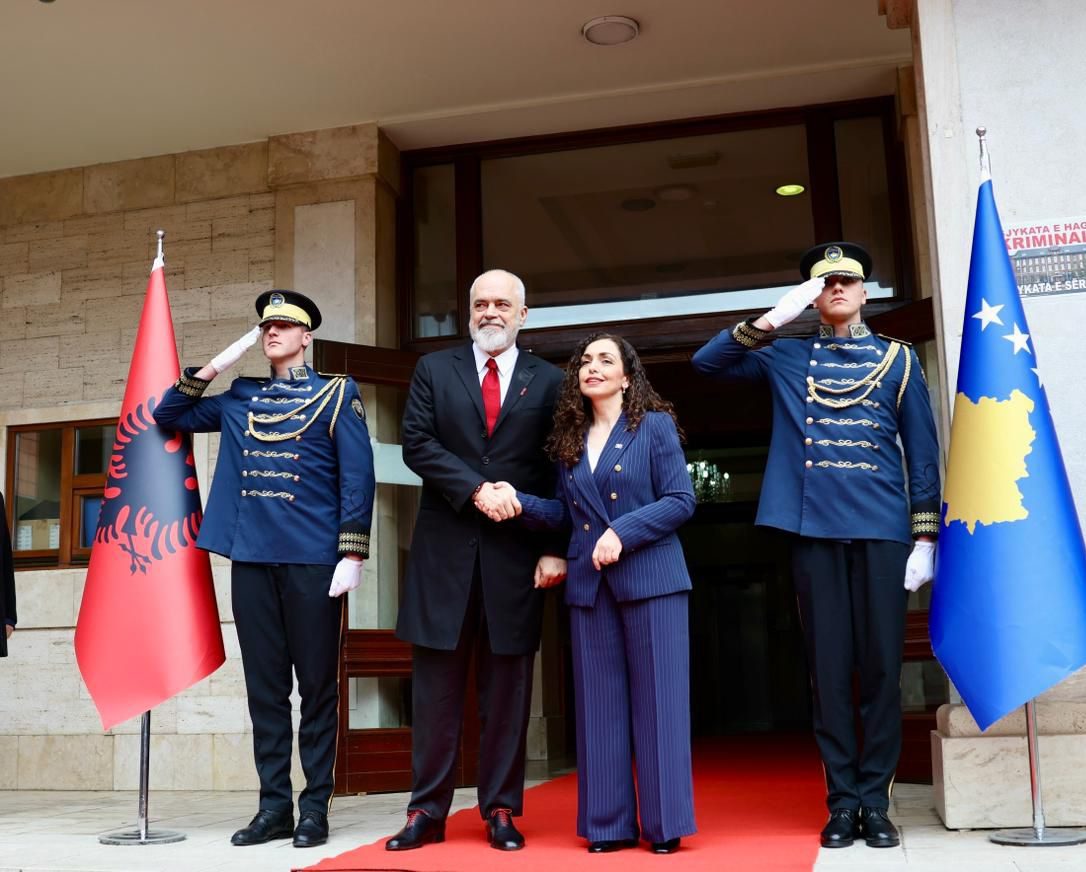 Prishtinë, Kryeministri Rama takon Presidenten e Republikës së Kosovës, Vjosa Osmani