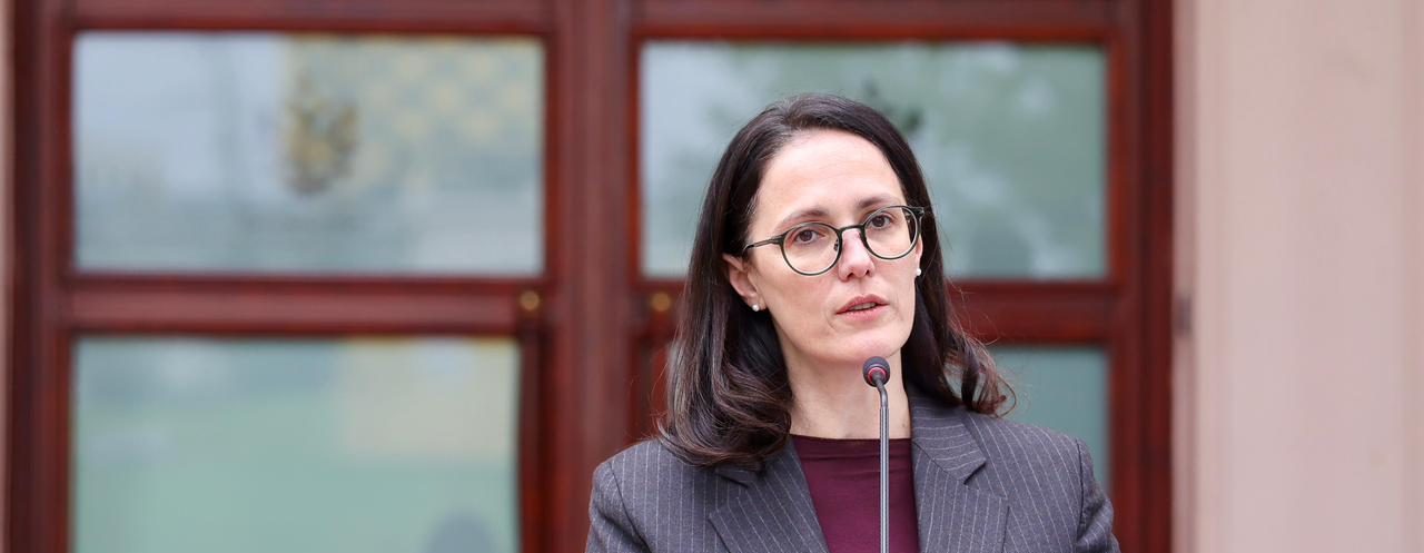 Government Approves Three Acts on Digital Identity, Foreign Investments, and Business Support