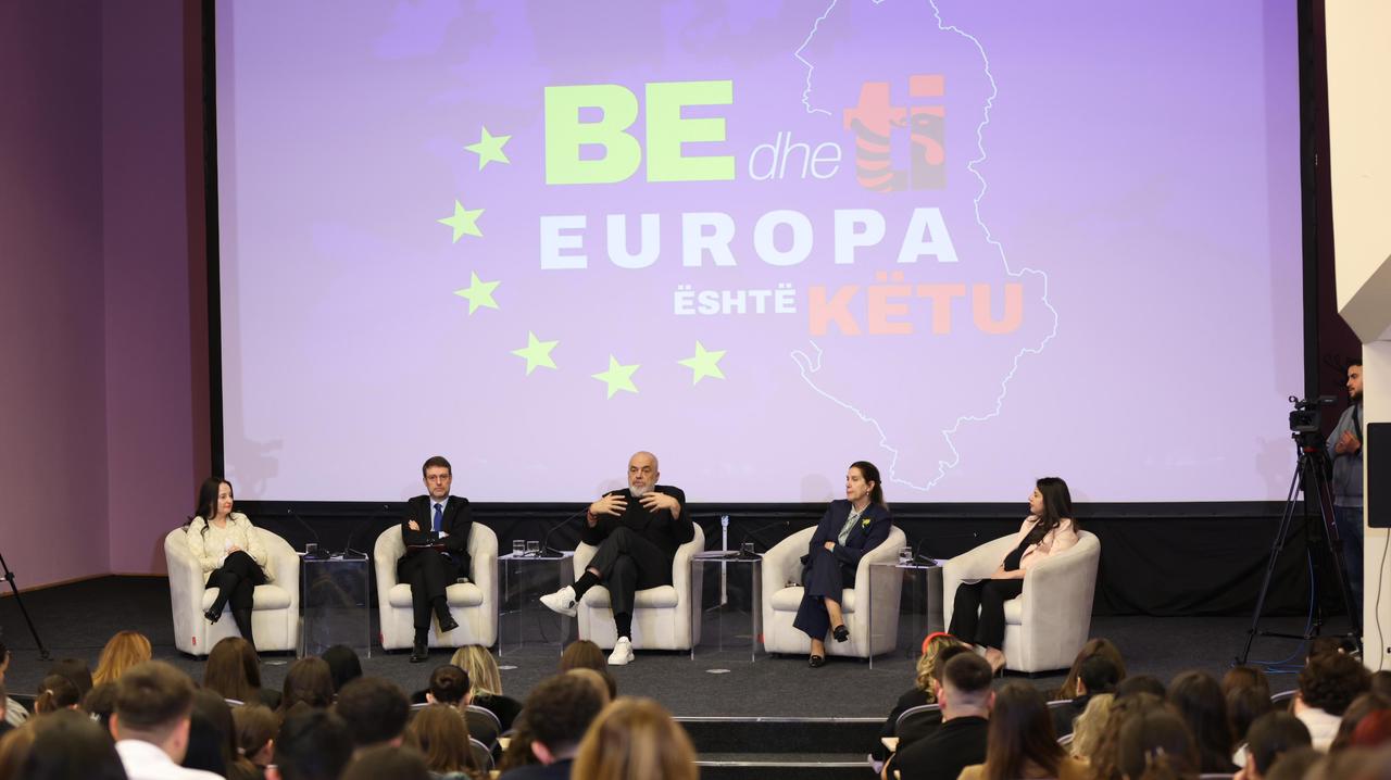 Discussion with Students on the Progress of Albania’s EU Negotiations Process