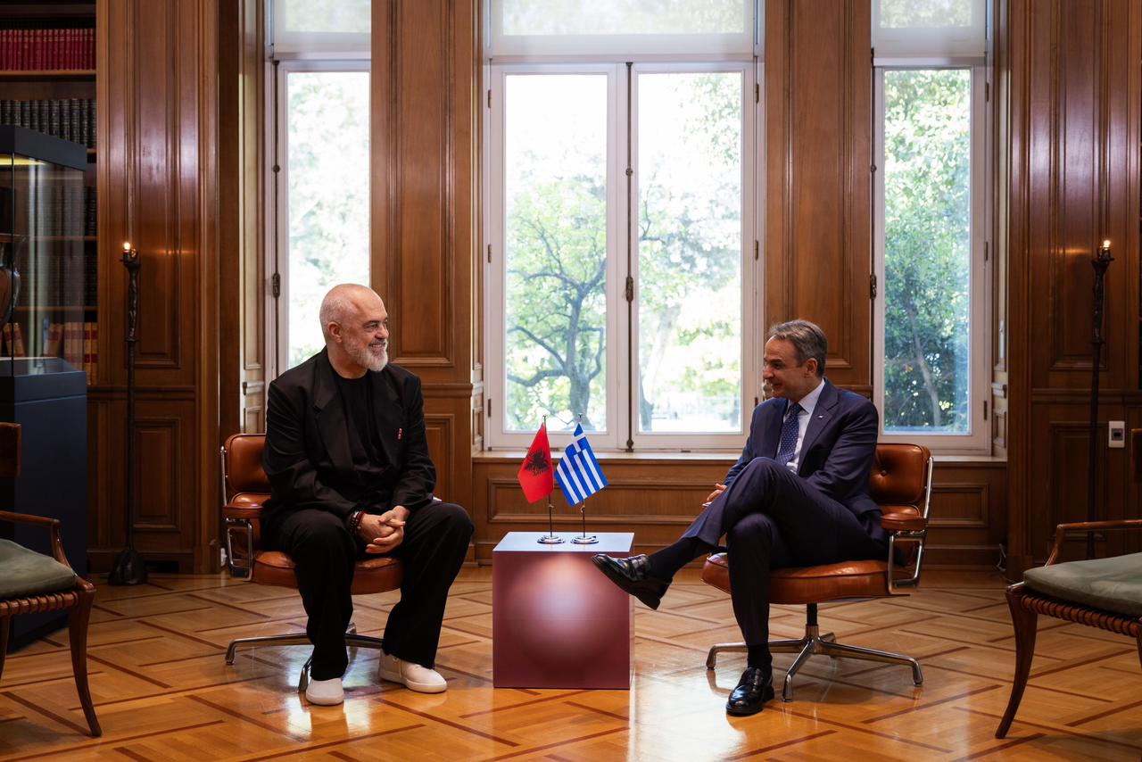 Greqi, Kryeministri Rama zhvillon një takim me Kryeministrin grek Kyriakos Mitsotakis