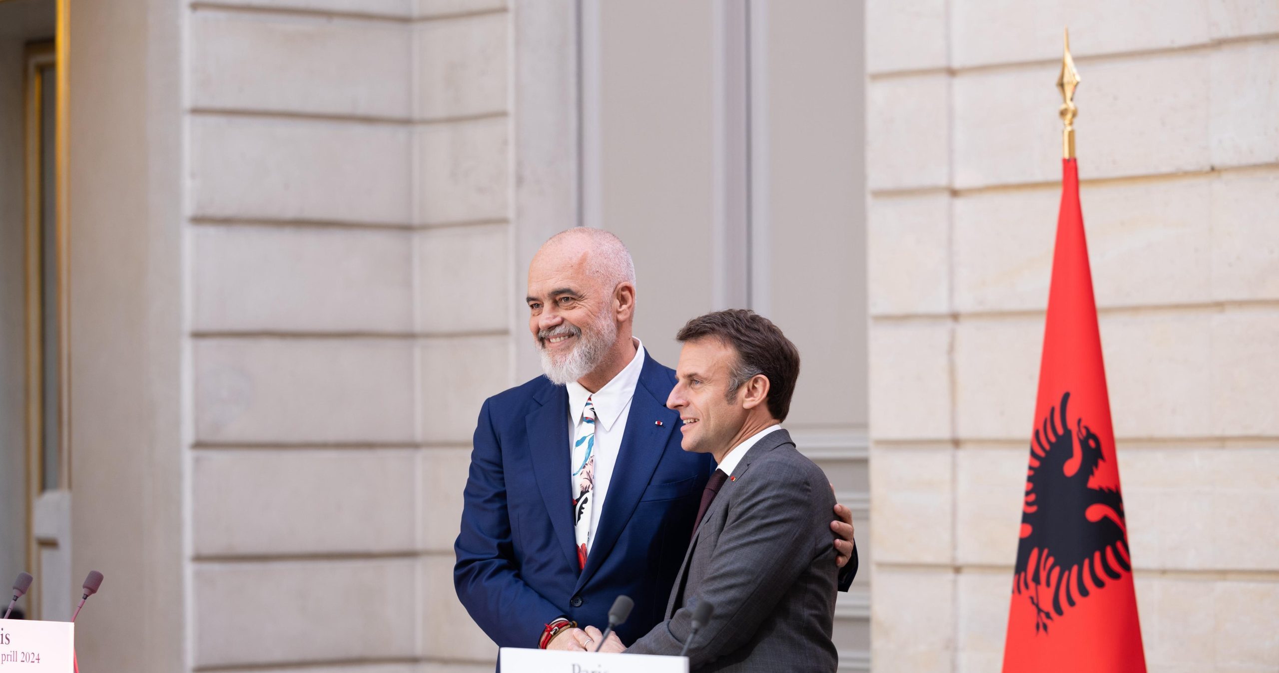 Kryeministri Edi Rama zhvillon vizitë zyrtare në Paris me ftesë të Presidentit Emmanuel Macron