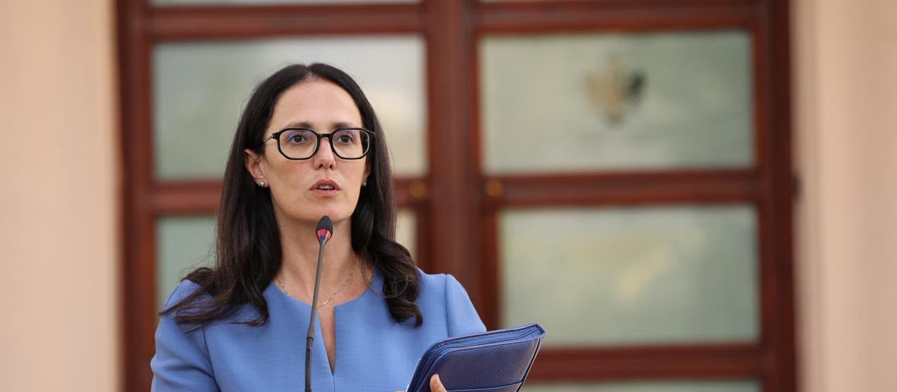 Ministrja Ibrahimaj: Bonus 5 mijë lekë për pensionistët, zgjerohet garancia sovrane për bizneset
