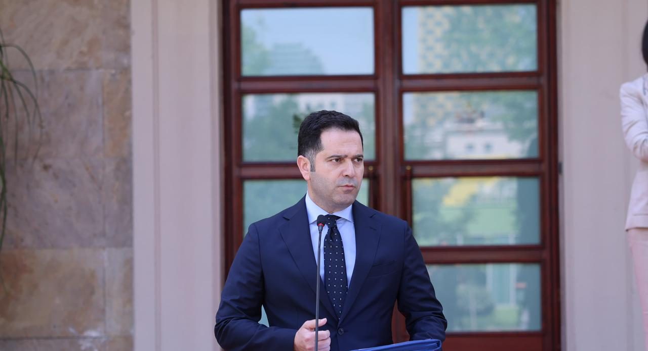 Ministri Malaj: Qeveria miraton ndryshime në tre ligje të sistemit financiar, në funksion të përafrimit me standardet e BE-së