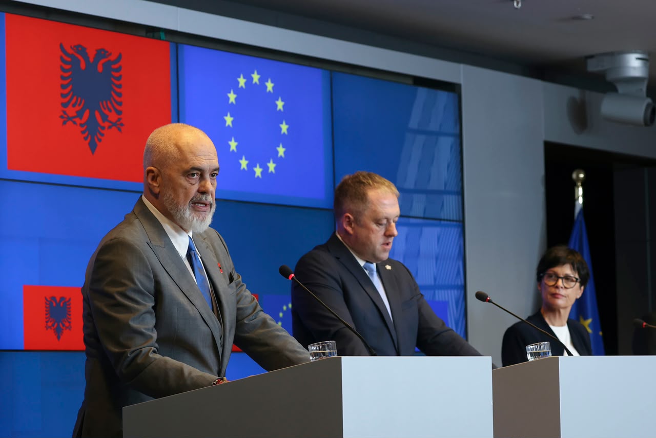 Luksemburg, konferenca e përbashkët për shtyp, pas Konferencës së 10-të Ndërqeveritare Shqipëri–Bashkimi Europian